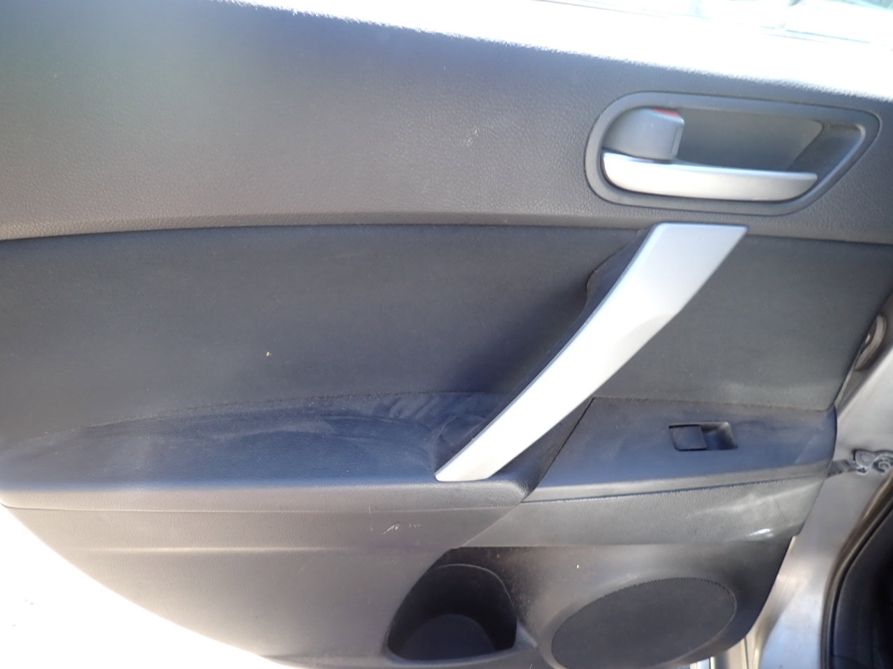 Used 2010 MAZDA MAZDA3 s Sport image 22