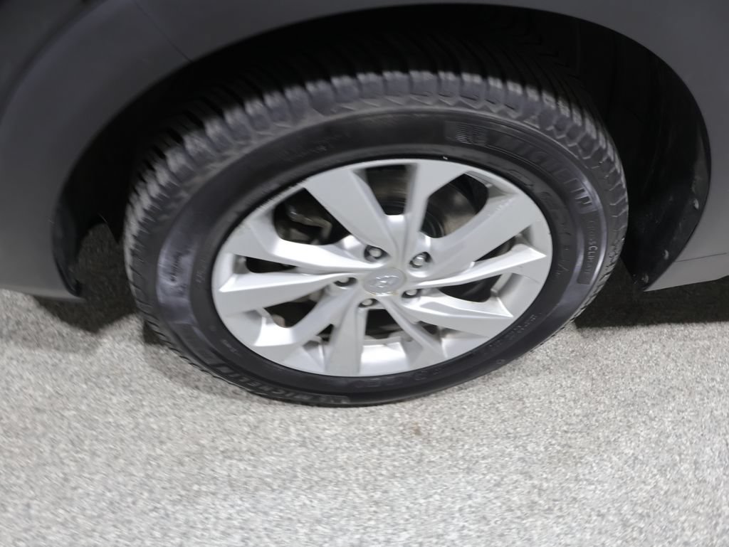 Used 2019 Hyundai Tucson SE AWD/4WD image 10