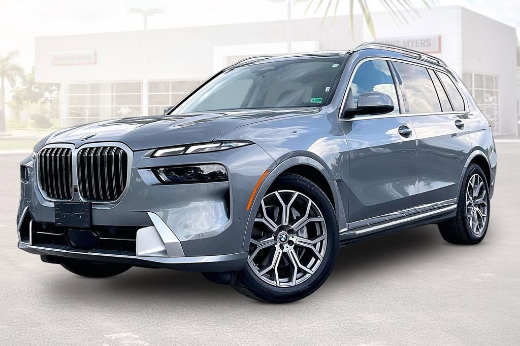 Used 2026 BMW X7 xDrive40i AWD/4WD image 30