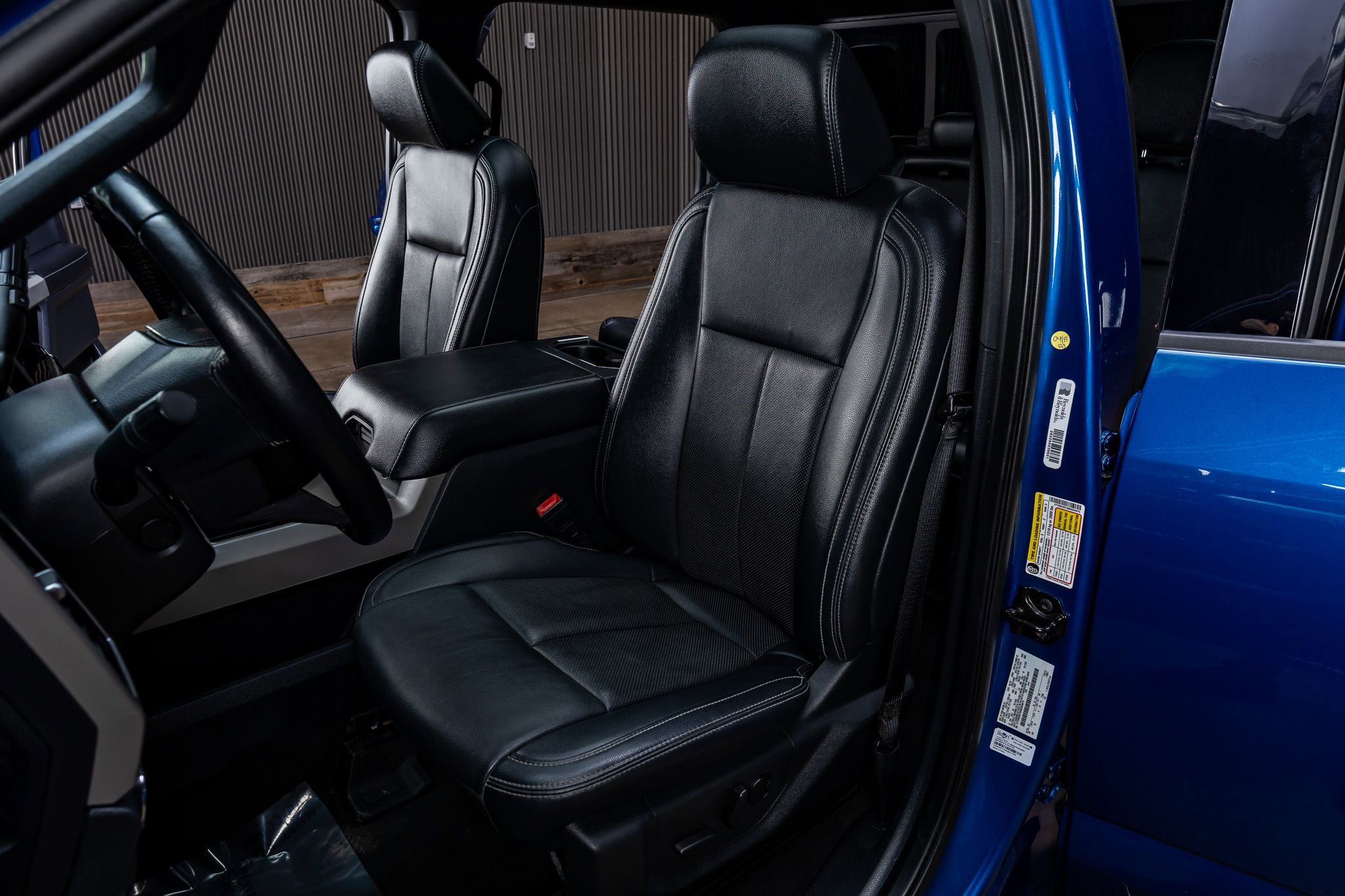 Used 2022 Ford F250 Lariat w/ Tremor Off-Road Package image 28