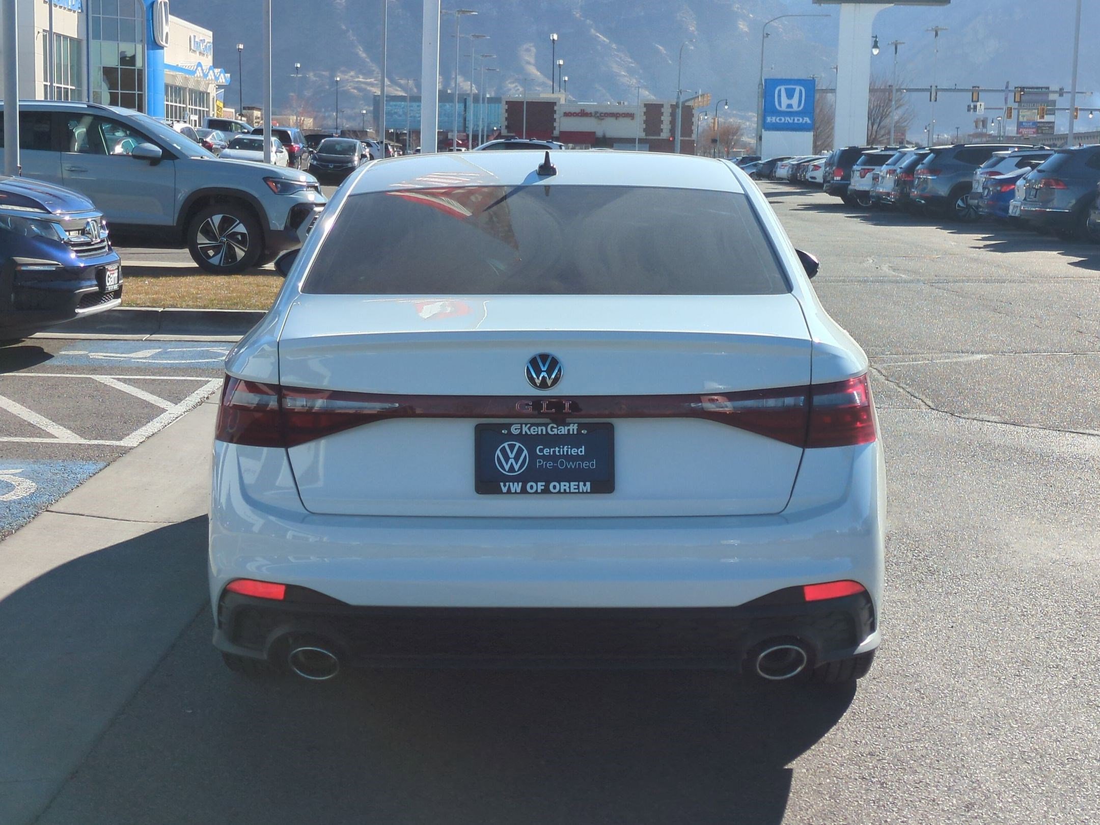 Used 2025 Volkswagen Jetta GLI Autobahn image 7