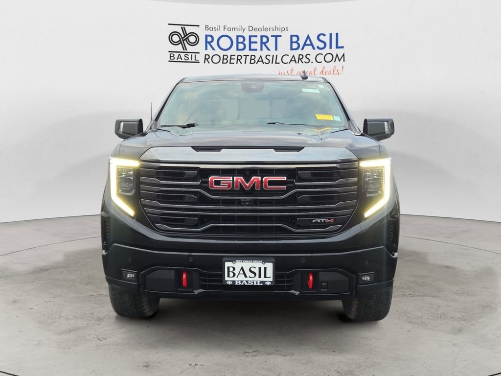Used 2023 GMC Sierra 1500 AT4 w/ AT4 Premium Package image 8