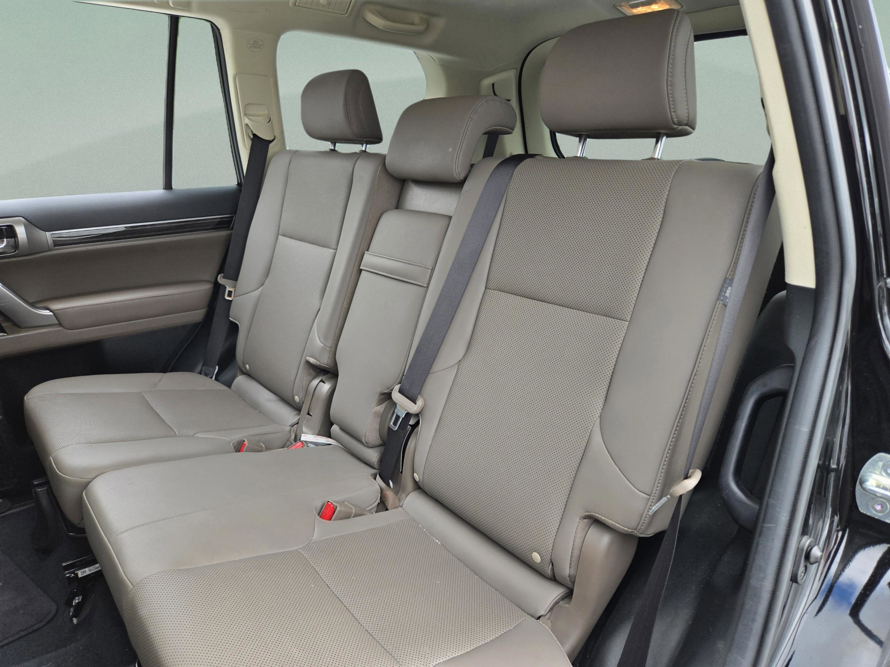 Used 2023 Lexus GX 460 Premium w/ Premium Package AWD/4WD image 21