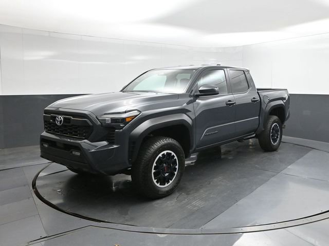 Used 2024 Toyota Tacoma TRD Off-Road image 30