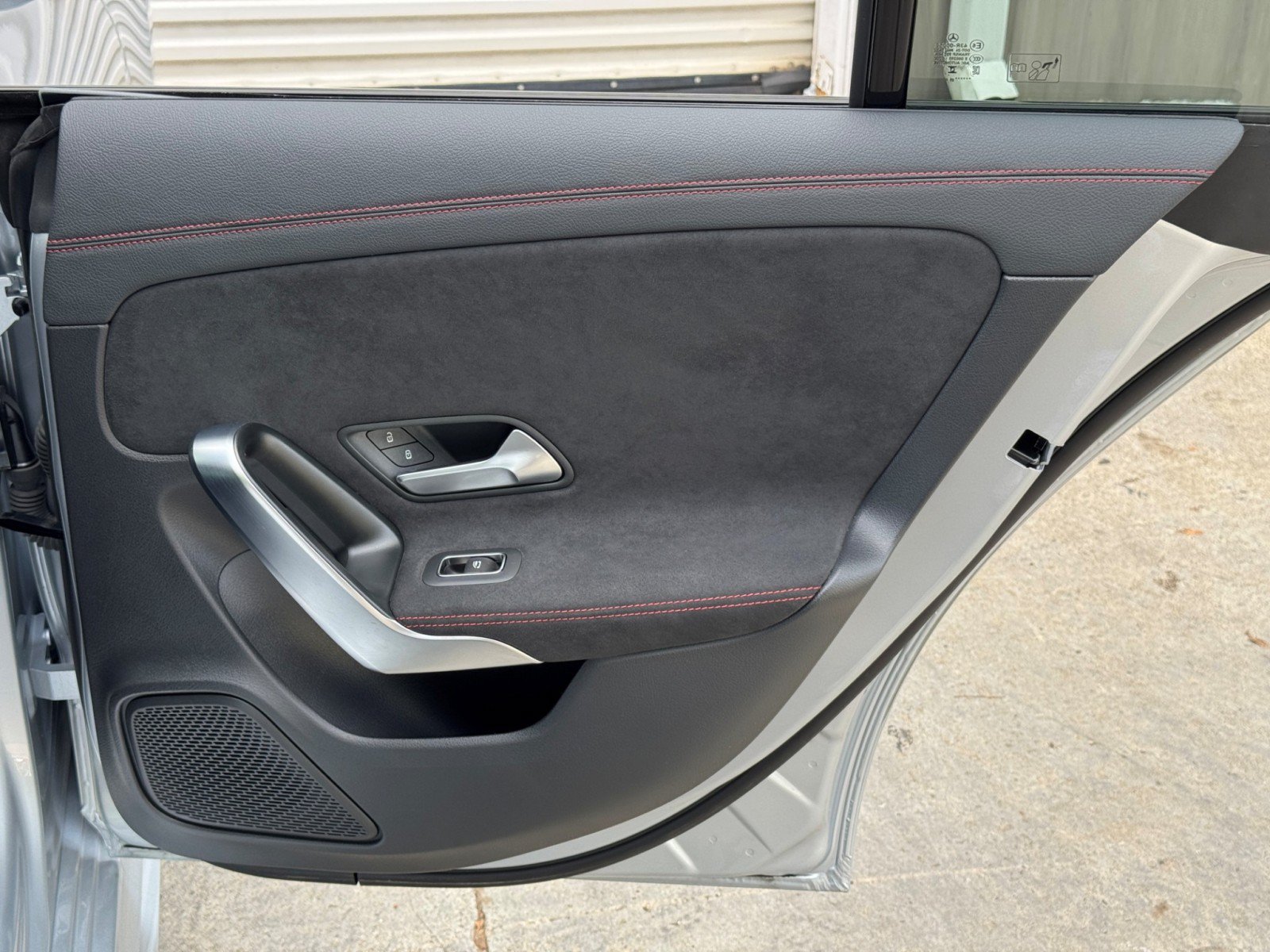 Used 2025 Mercedes-Benz CLA 250 image 49