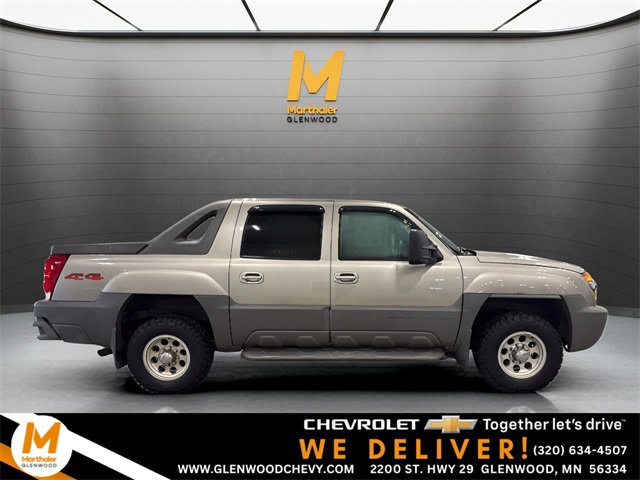Used 2002 Chevrolet Avalanche 2500 image 1