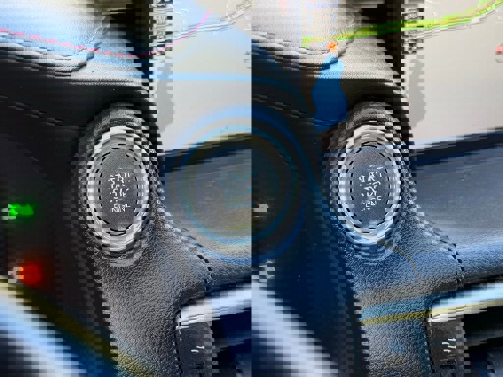 Used 2019 Lexus IS 300 F Sport w/ F Sport Package image 33