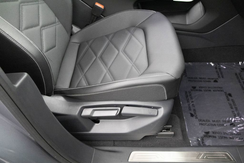 Used 2024 Volkswagen Atlas SE image 36