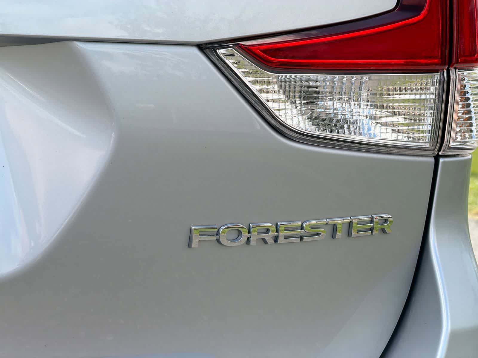 Used 2020 Subaru Forester Premium AWD/4WD image 13