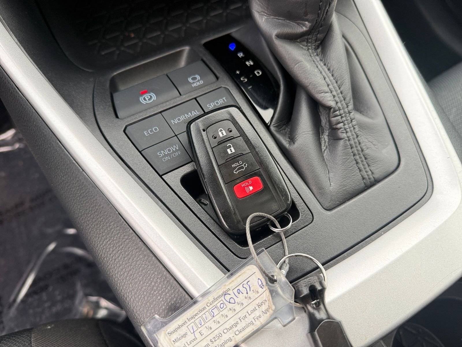 Used 2025 Toyota RAV4 XLE image 22