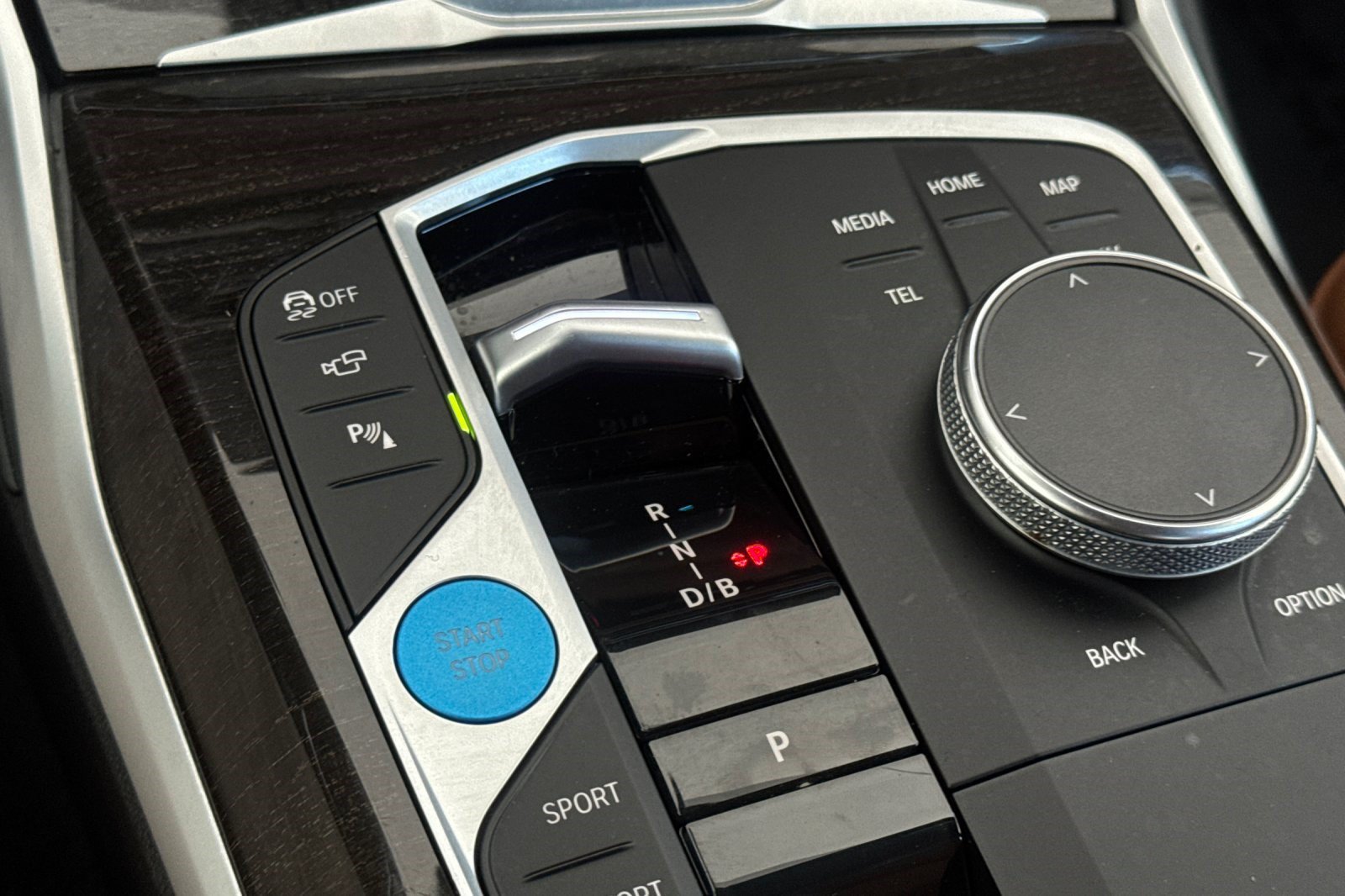 Certified 2023 BMW i4 eDrive35 w/ Premium Package RWD image 19