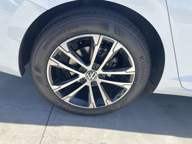 Used 2025 Volkswagen Jetta Sport FWD image 31