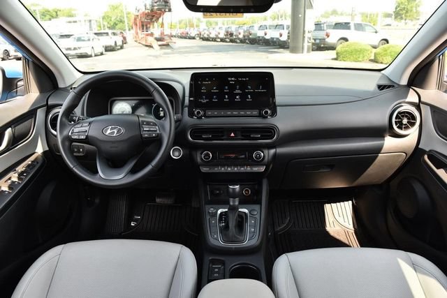 Used 2022 Hyundai Kona Limited FWD image 7