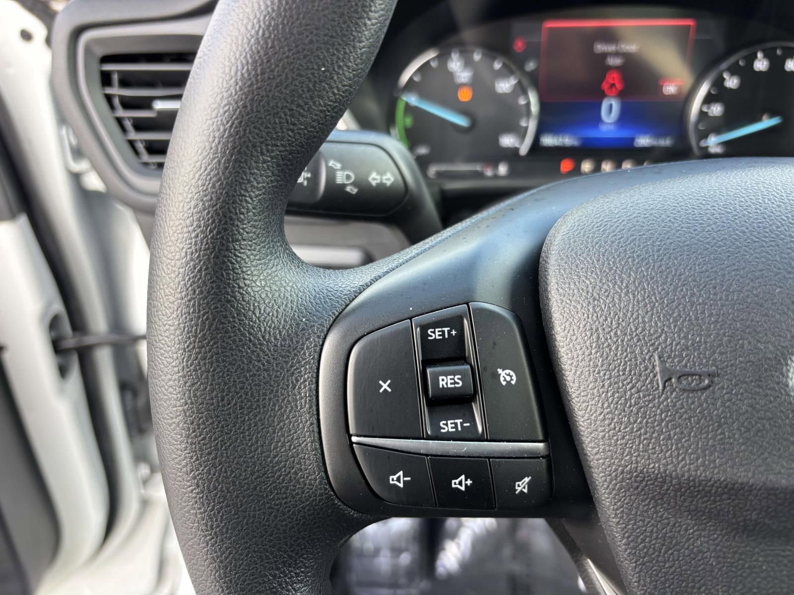 Certified 2021 Ford Escape SE w/ SE Sport Appearance Package image 19