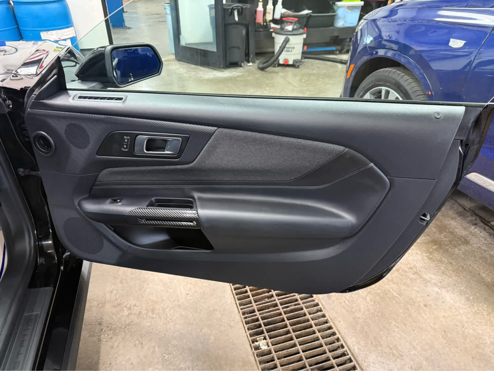 Used 2024 Ford Mustang GT RWD image 29