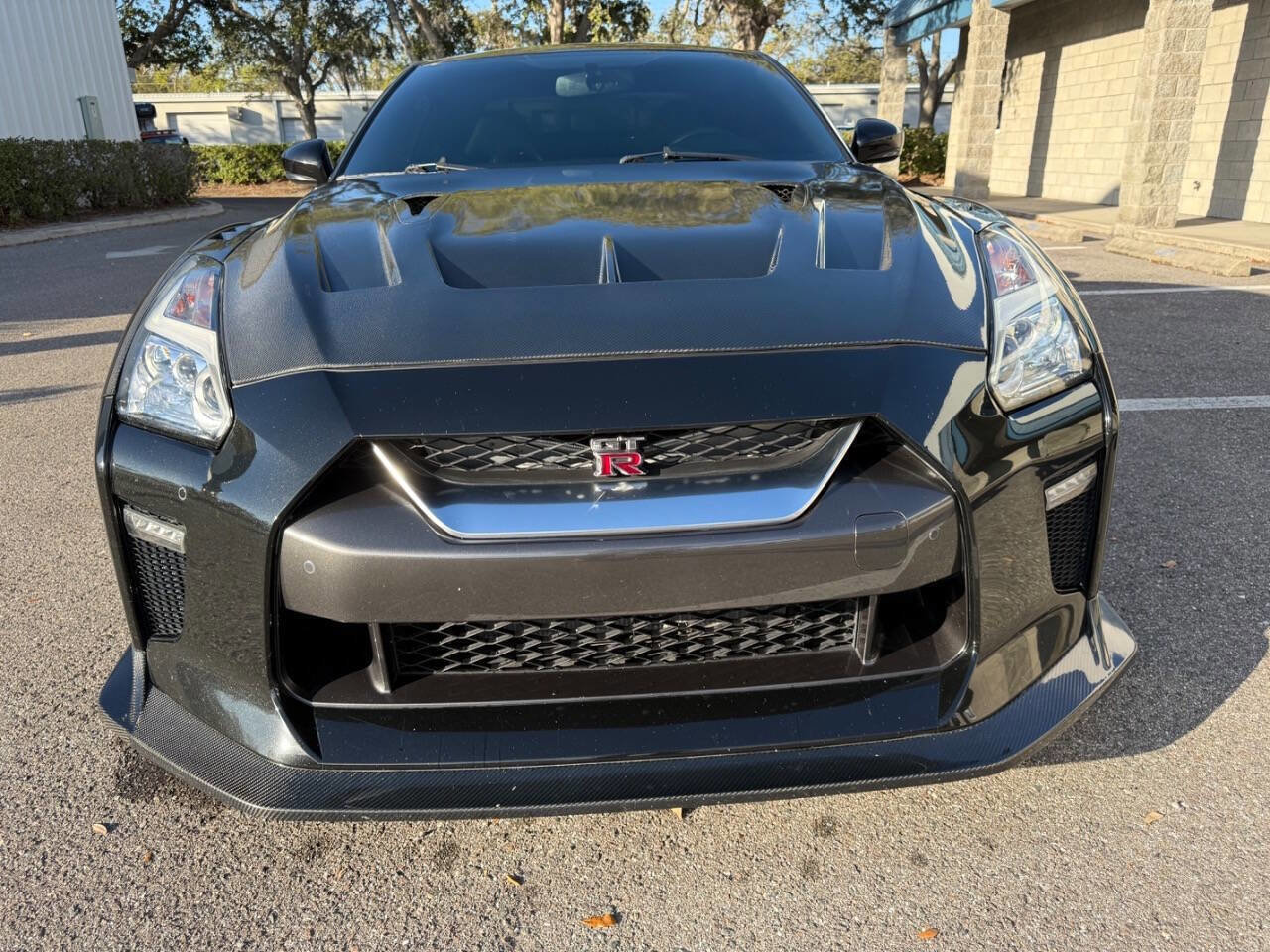 Used 2018 Nissan GT-R Premium image 10