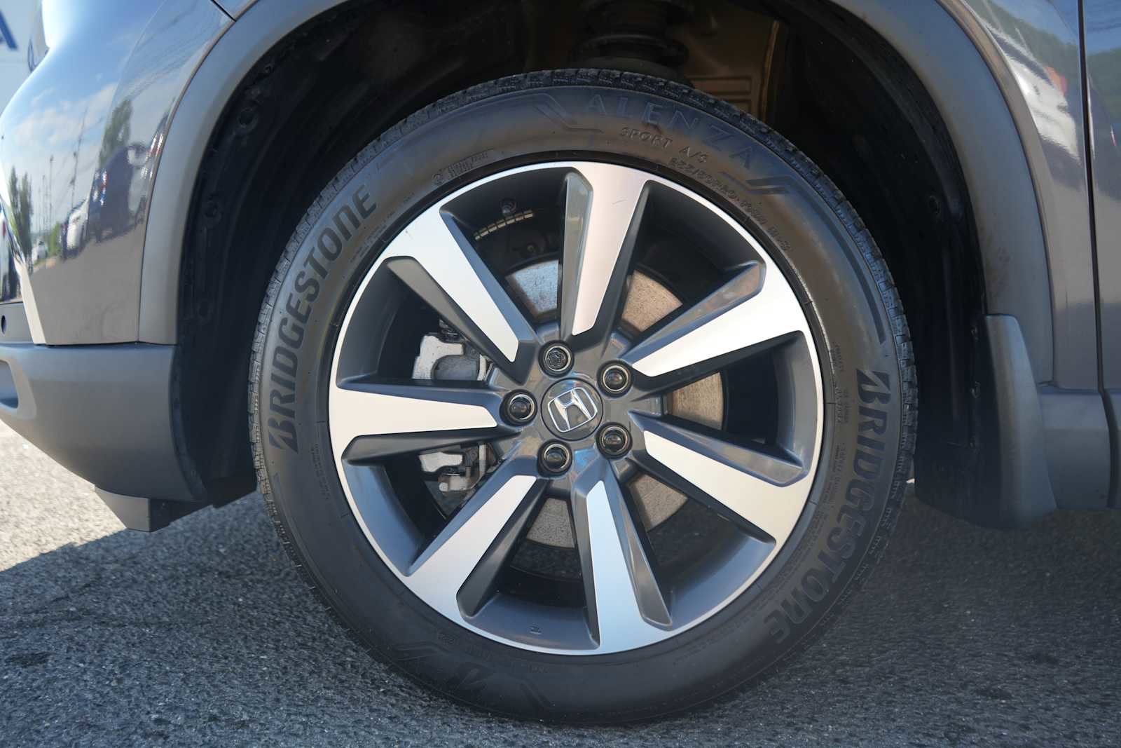 Used 2023 Honda Pilot Elite image 12