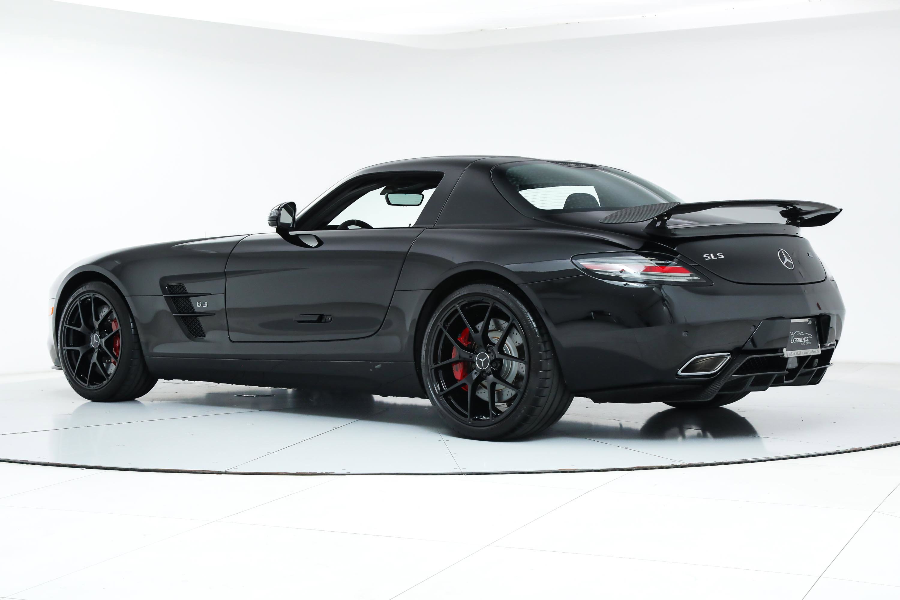 Used 2015 Mercedes-Benz SLS AMG GT Final Edition image 3