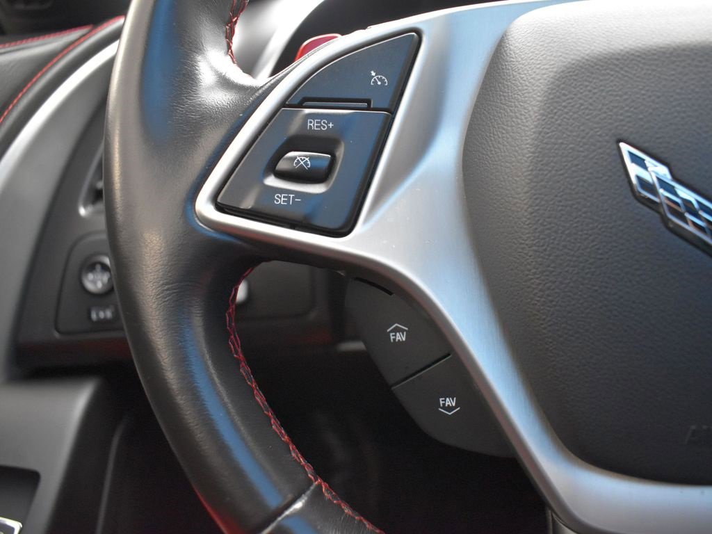 Used 2017 Chevrolet Corvette Stingray Coupe image 16