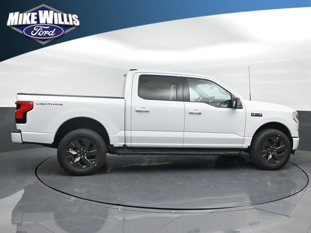New 2025 Ford F150 Lightning Flash AWD/4WD image 8