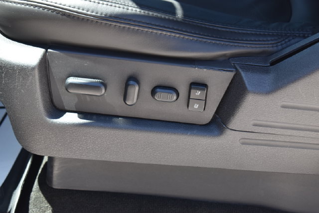 Used 2013 Ford F150 Platinum AWD/4WD image 17