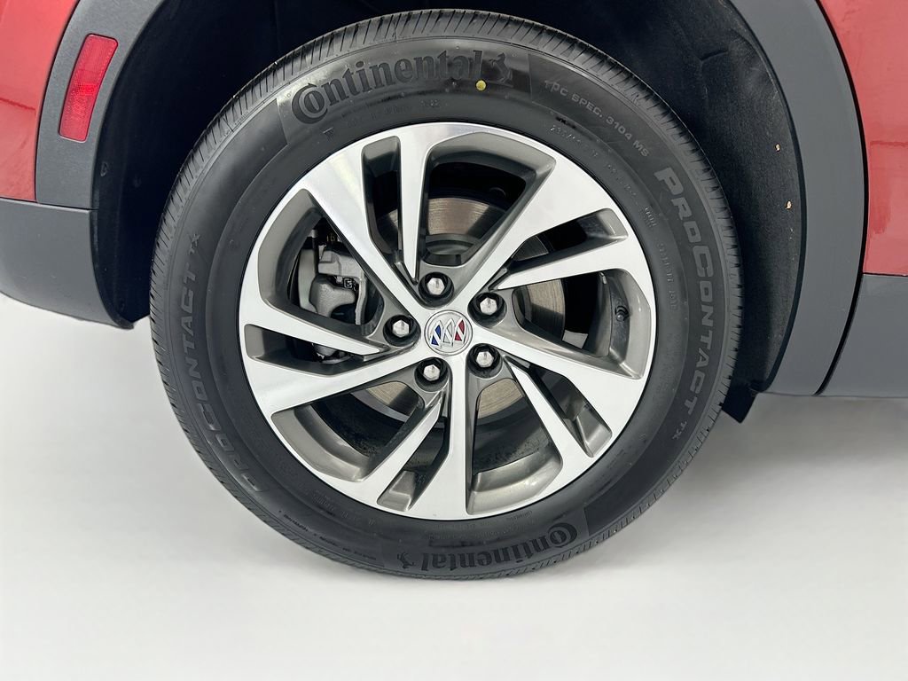 Used 2023 Buick Envision Essence image 31