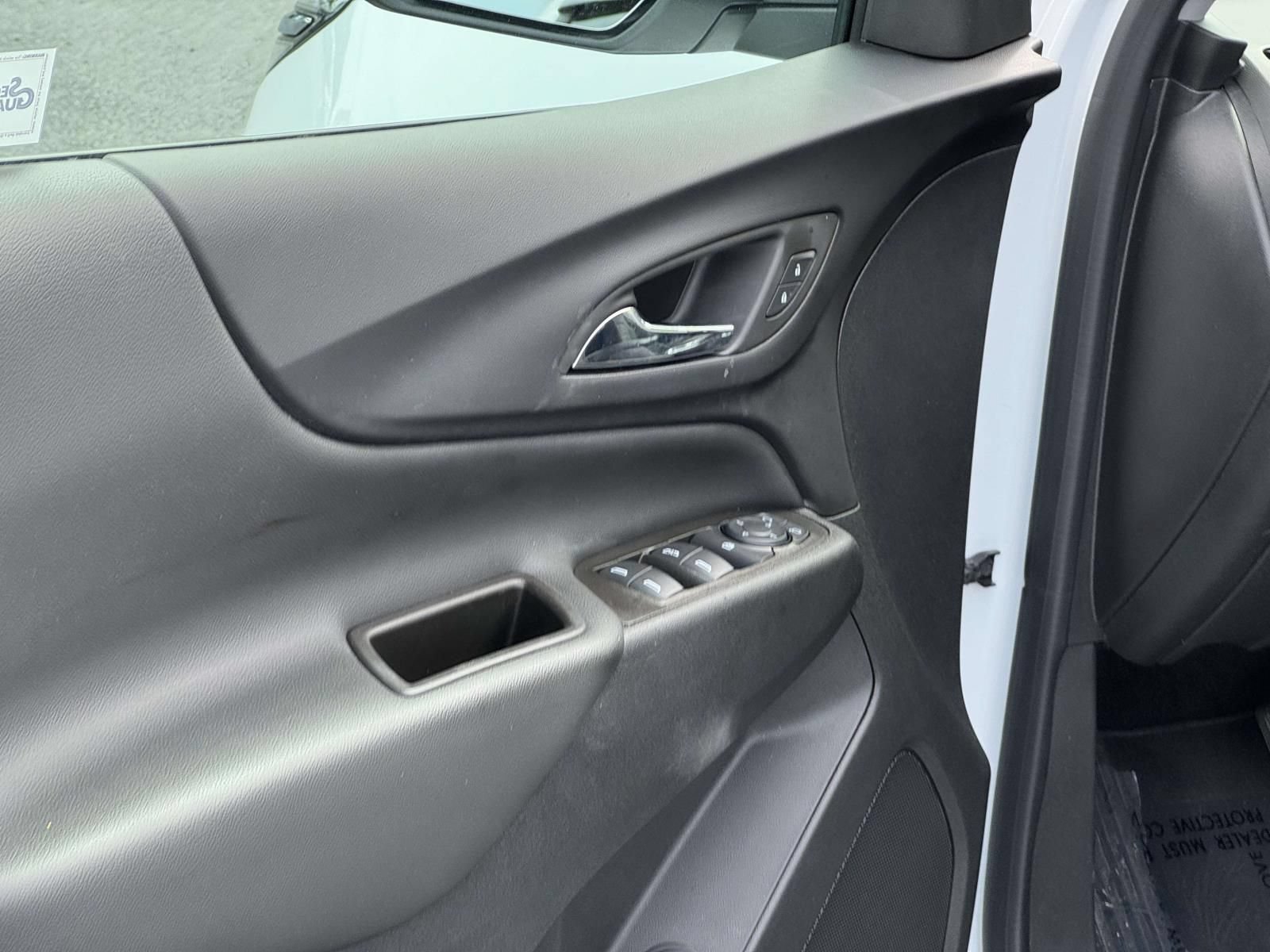 Used 2023 Chevrolet Equinox LT FWD image 20