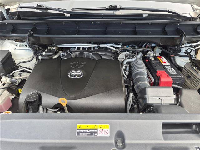 Used 2021 Toyota Highlander XSE FWD image 20