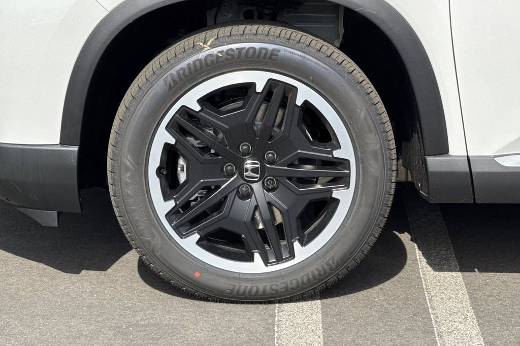 Used 2026 Honda Pilot image 36