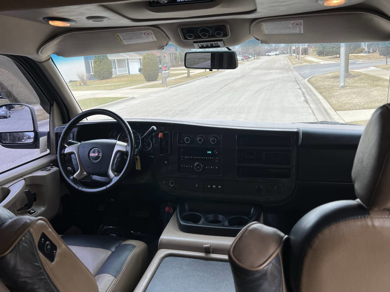 Used 2014 GMC Savana 1500 image 18