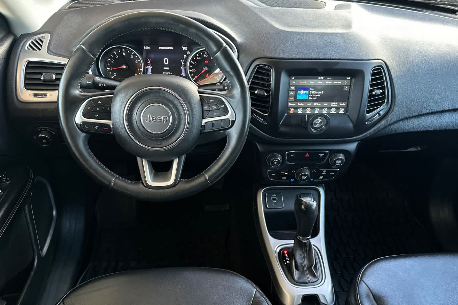Used 2018 Jeep Compass Latitude w/ Popular Equipment Group FWD image 15