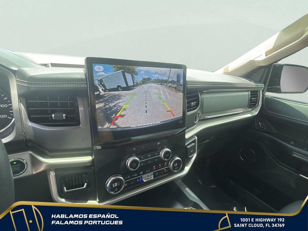 Used 2024 Ford Expedition XLT RWD image 21
