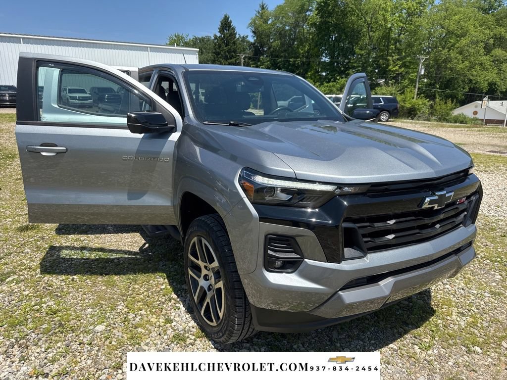 Used 2023 Chevrolet Colorado Z71 w/ Z71 Convenience Package 2 AWD/4WD image 38