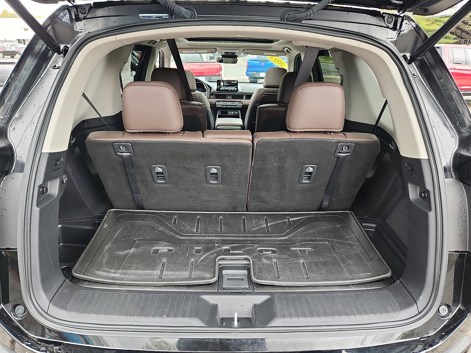 Used 2023 Honda Pilot Elite image 28