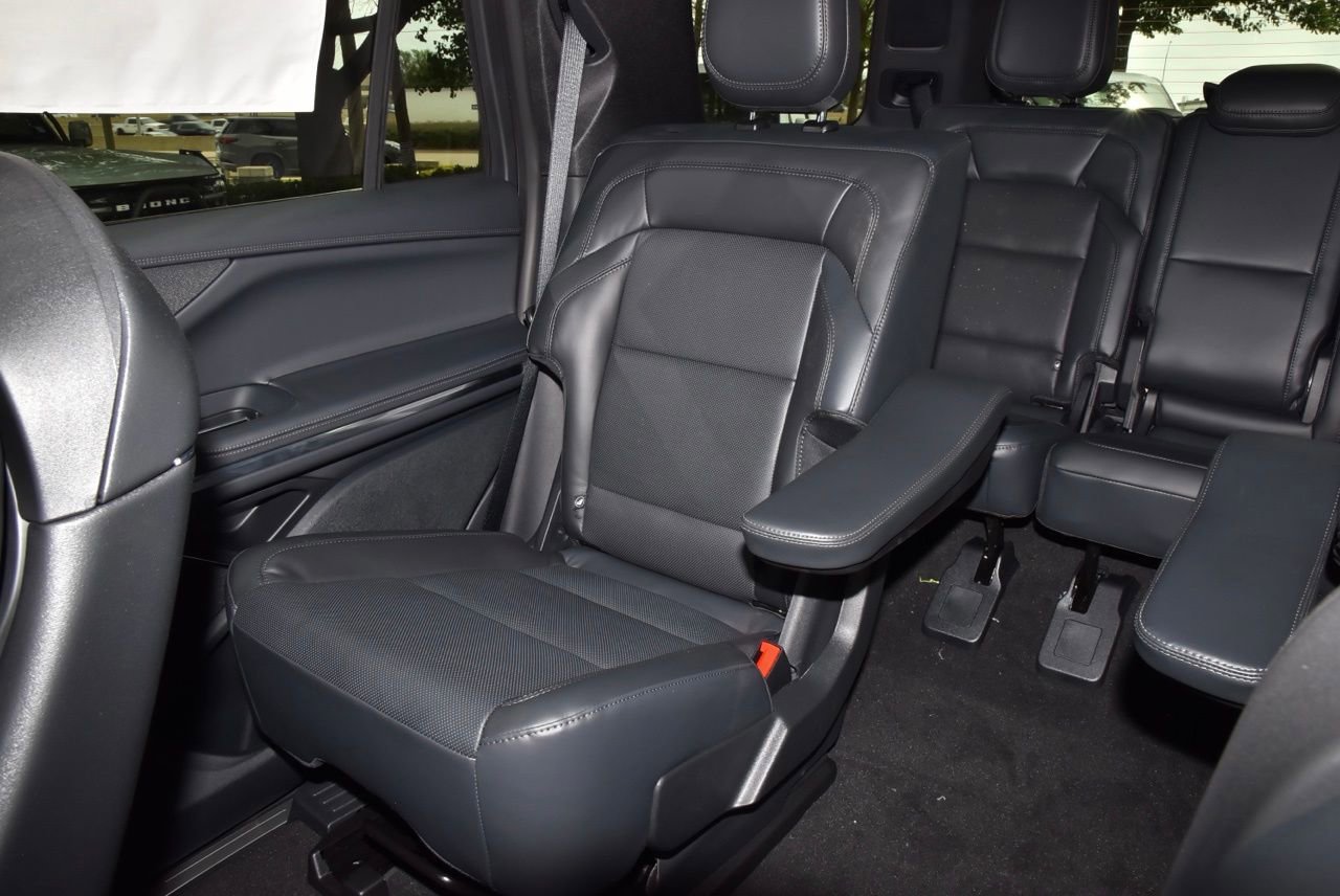 New 2026 Lincoln Navigator Reserve w/ Jet Appearance Package image 27