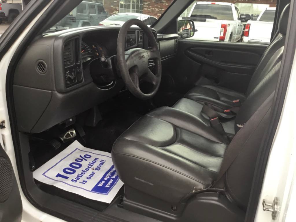 Used 2007 GMC Sierra 2500 W/T RWD image 24