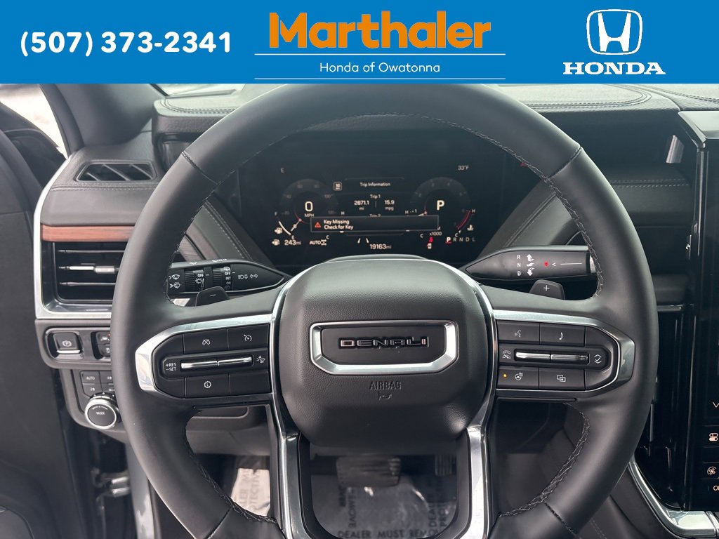 Used 2025 GMC Yukon XL Denali image 26