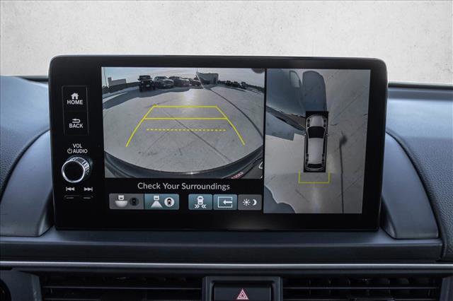 Used 2025 Honda Pilot Black Edition image 18