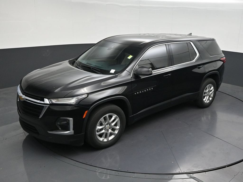 Used 2023 Chevrolet Traverse LS FWD image 16