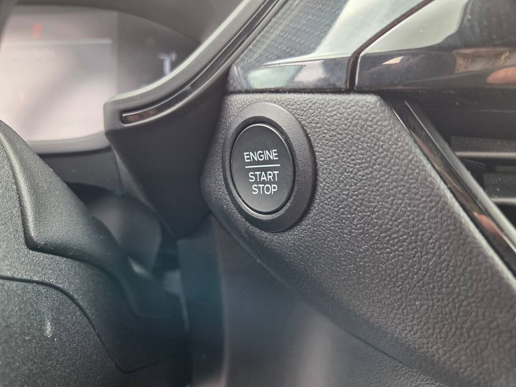 Used 2025 Ford Escape ST-Line image 26