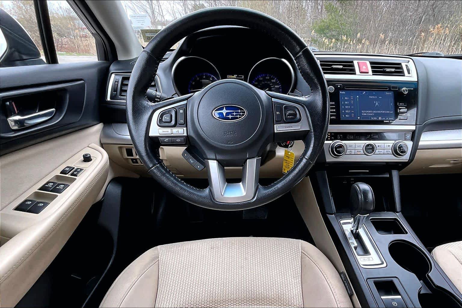 Used 2017 Subaru Outback 2.5i Premium AWD/4WD image 5