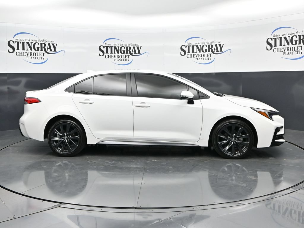 Used 2025 Toyota Corolla SE FWD image 10