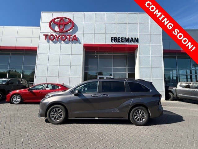 Used 2023 Toyota Sienna XLE
