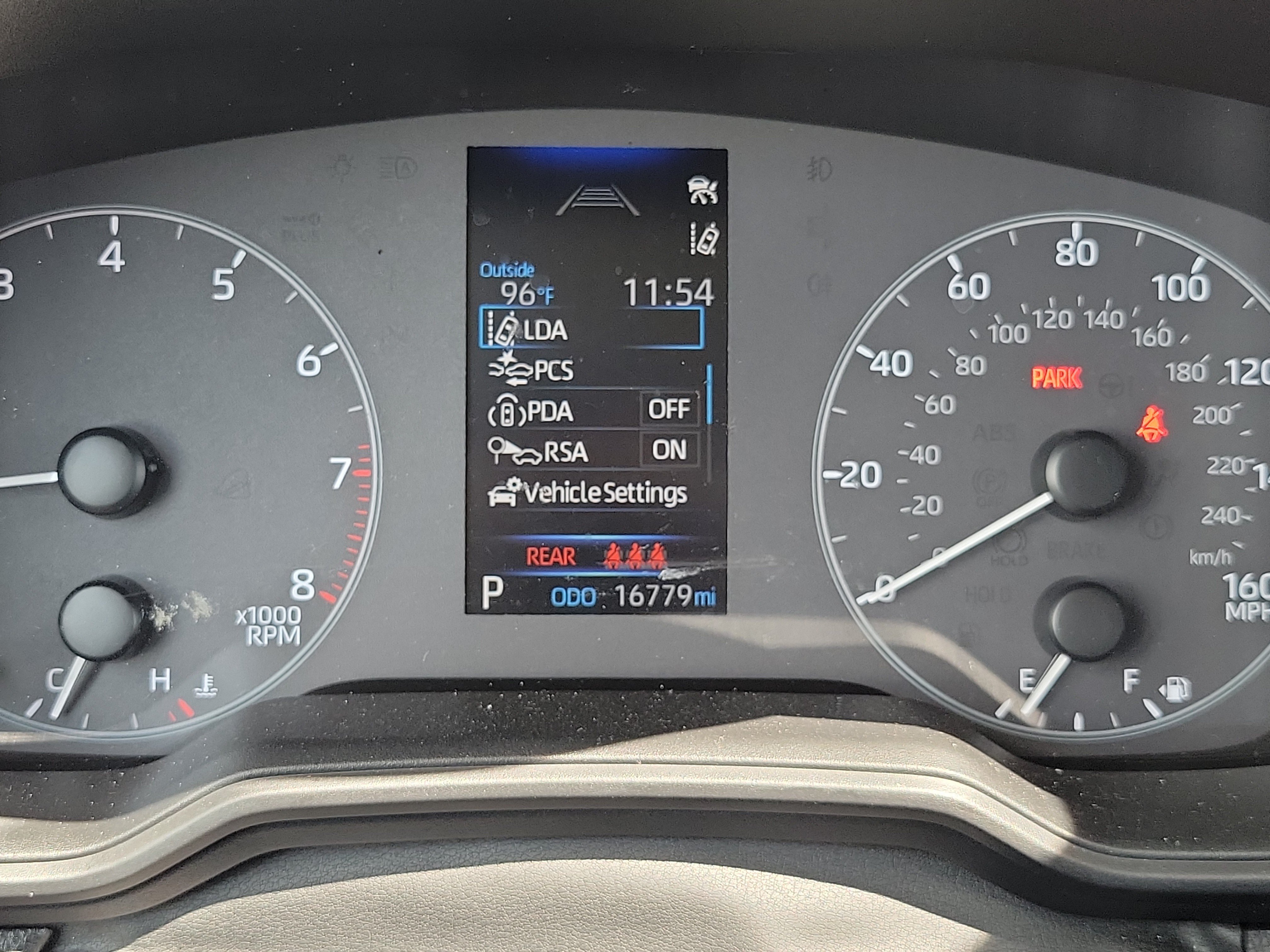 Used 2025 Toyota Corolla LE FWD image 20