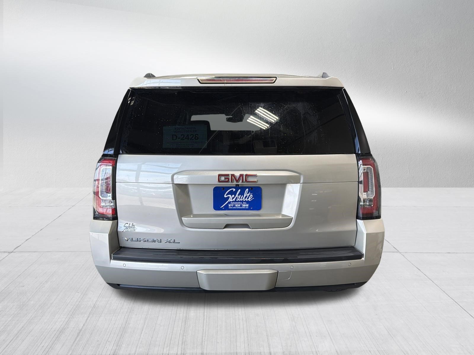 Used 2016 GMC Yukon XL SLT w/ Open Road Package image 6