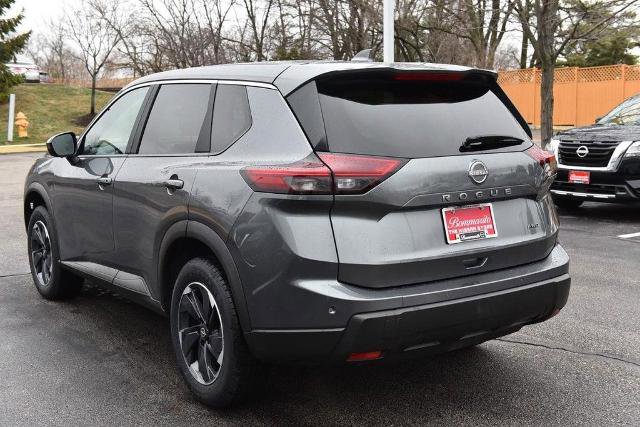 Certified 2025 Nissan Rogue SV image 7