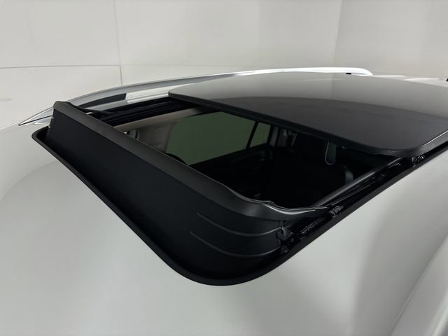 New 2026 Volkswagen Atlas SEL Premium R-Line image 23