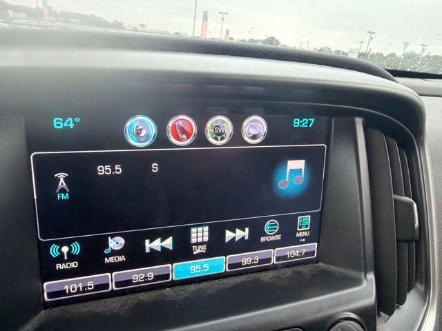 Used 2016 Chevrolet Colorado LT w/ LT Convenience Package RWD image 10