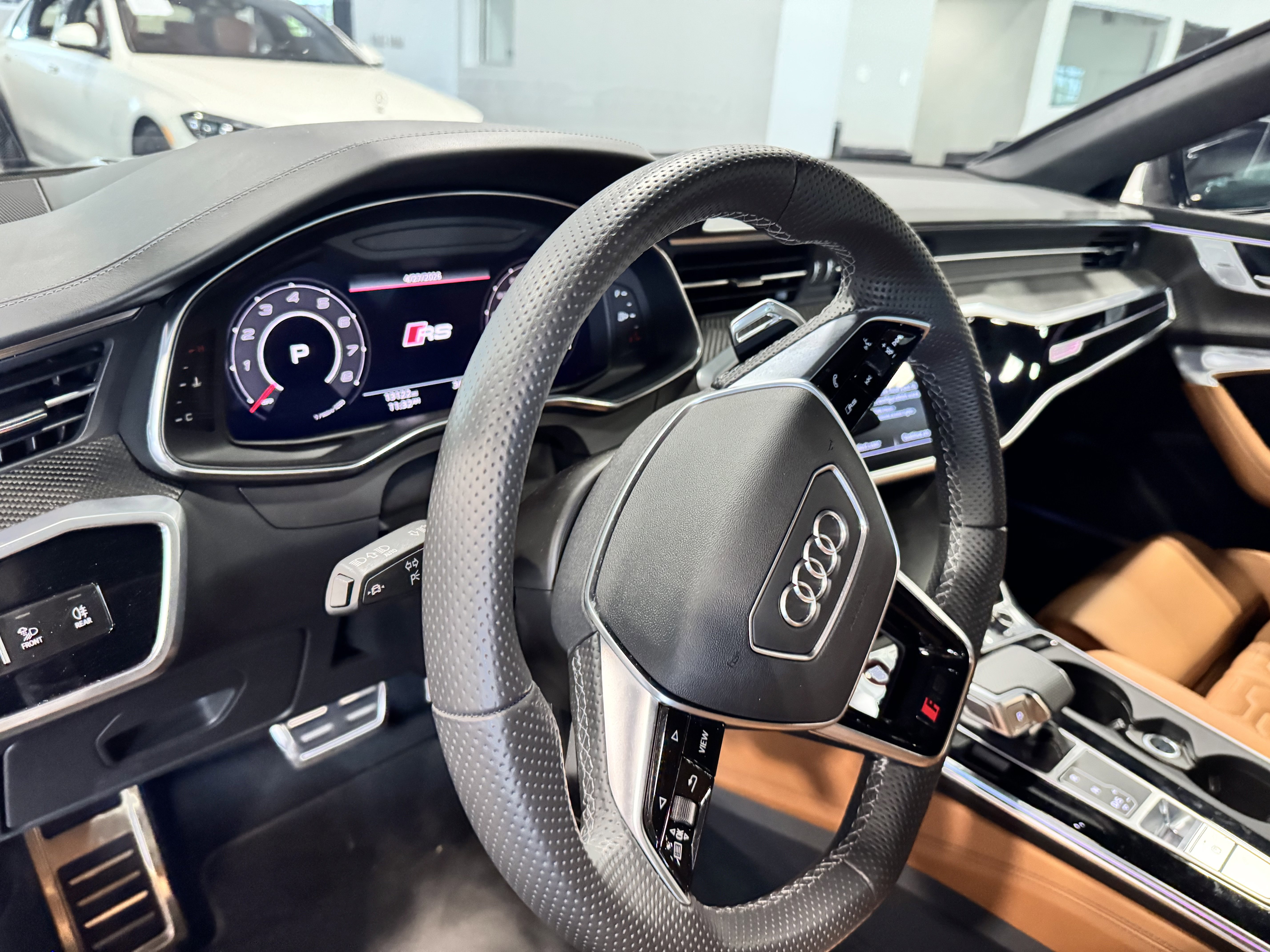 Used 2024 Audi RS 7 Performance AWD/4WD image 10