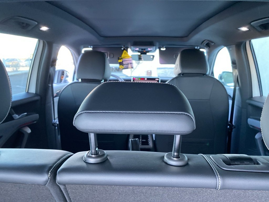 New 2026 Volkswagen Tiguan SE R-Line image 29